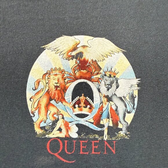 Queen Crest Double Sided Washed Gray T-Shirt Men’s Size Small - Picture 3 of 7